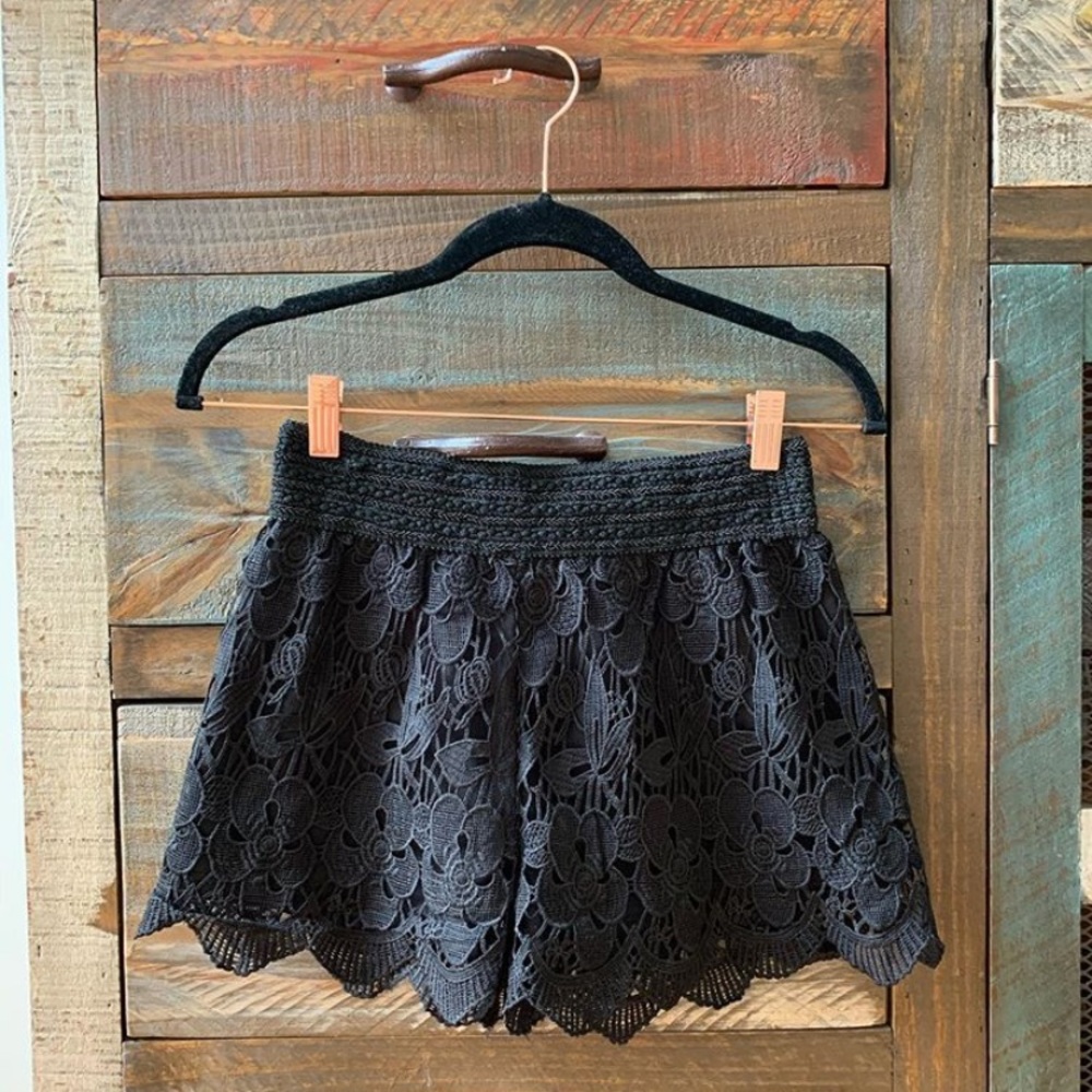 Black Lacey shorts!